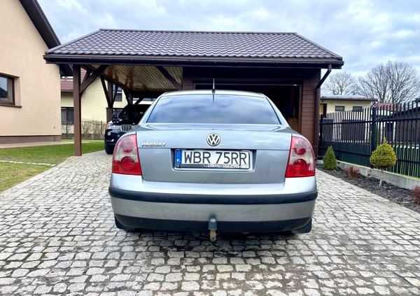 Volkswagen Passat cena 10300 przebieg: 364000, rok produkcji 2003 z Krzeszowice małe 254